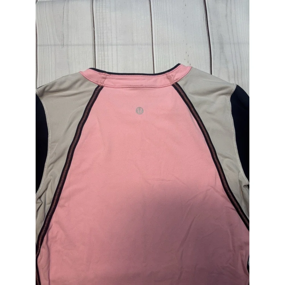 Lululemon Run: Layer Me Long Sleeve Athletic Long Sleeve Coral Size 4